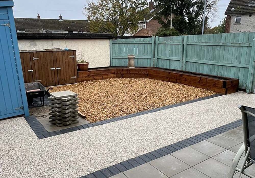 Resin pathway and stone area